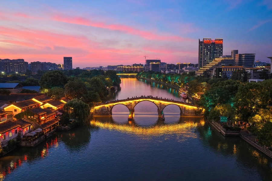 Ponte di Gongchen: Un Guardiano della Gloria del Millennio del Canal Grande Antico-2