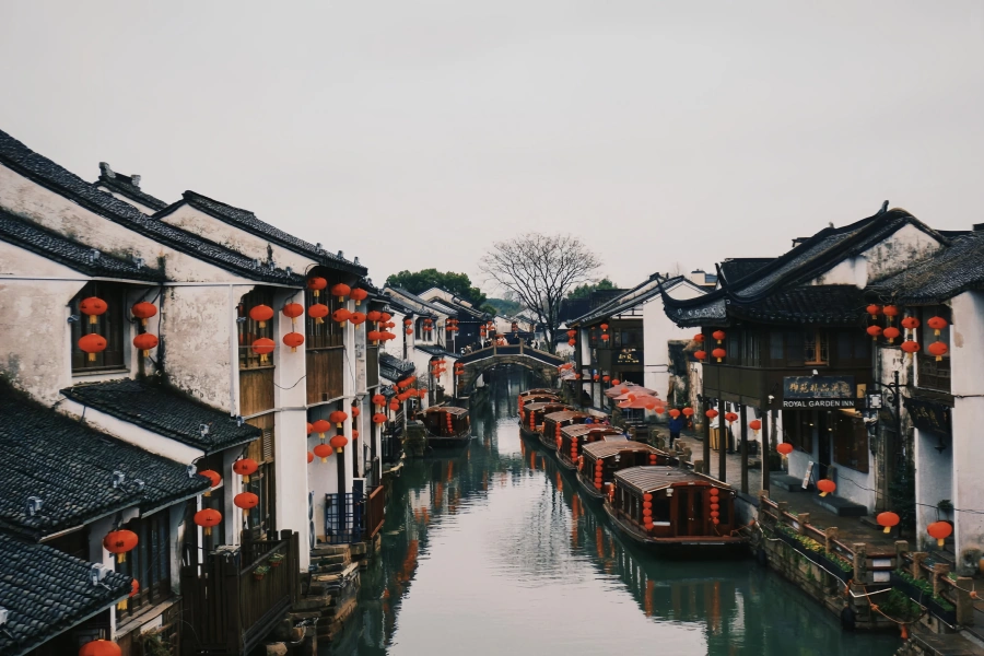Shantang Street: Un viaggio da Bai Juyi's Water Conservancy Project alla Prosperous First Street of Suzhou-4
