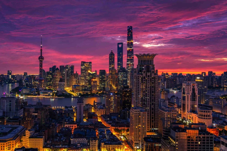 Shanghai Tower: Eine vertikale Symphonie von den Banken des Huangpu-Flusses bis zum Cloud-Gipfel-3