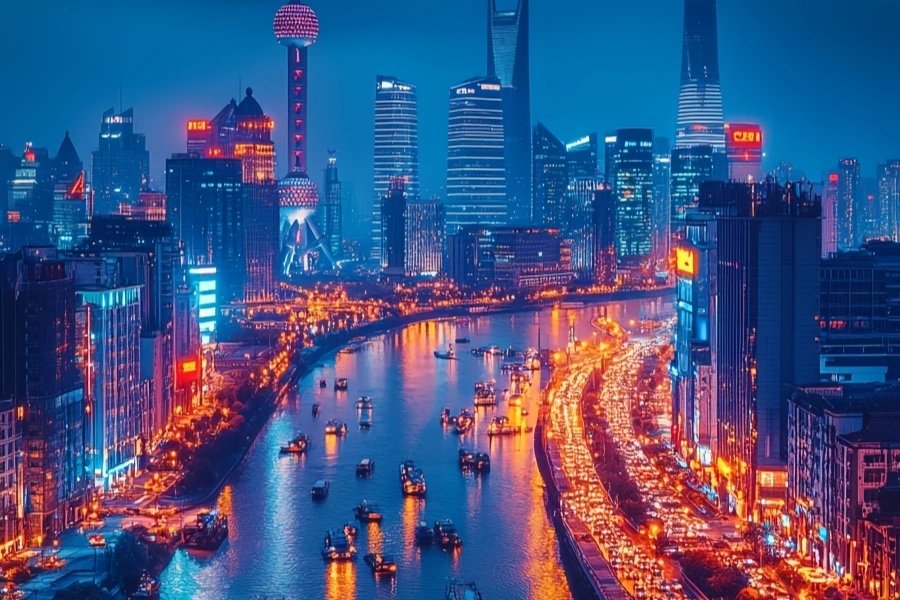 Huangpu River Cruise: A Journey through a Century of Splendor from Fishing Village Streams to a Major Eastern Port-4