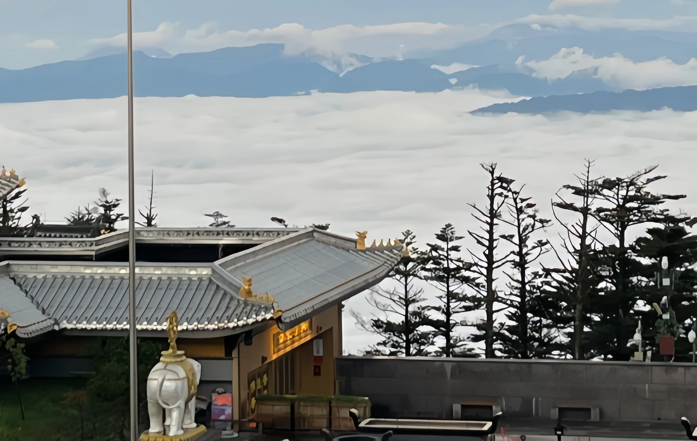 Mount Emei: Pilgrimage from the Samantabhadra Dojo to the wonderland of Cloud Buddha Kingdom-3