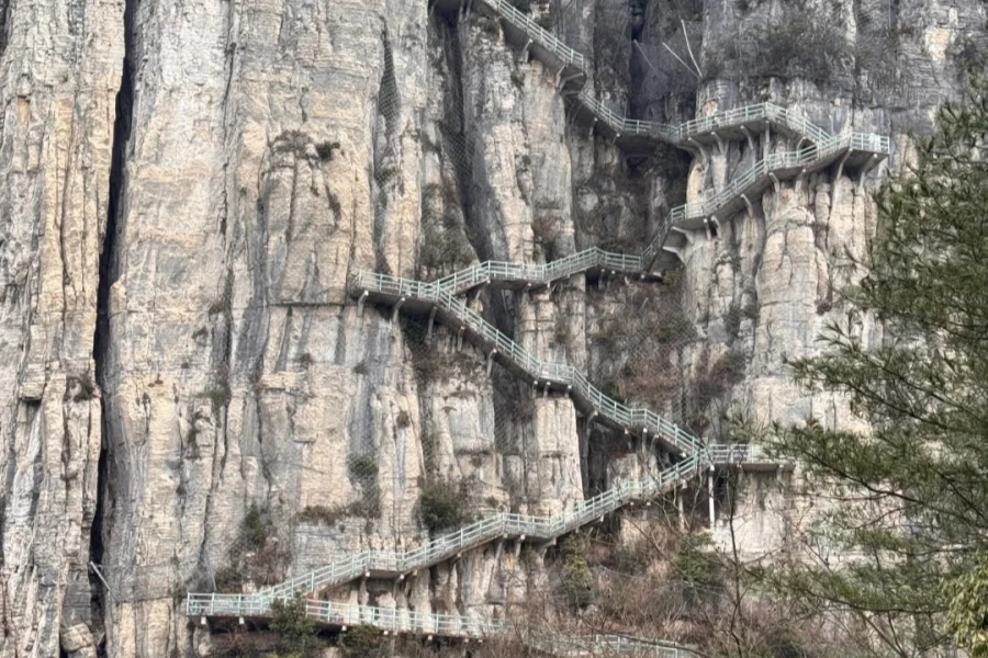 Enshi Grand Canyon: Eine Karst Epic Journey, die von Himmel und Erde geschnitzt wird-2