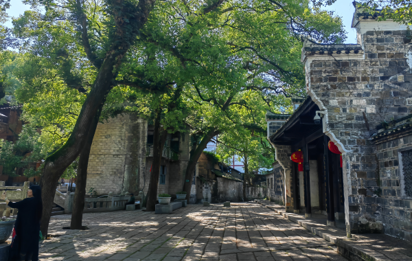 Longtan Ancient Town:A Historical Echo and Everyday Life in a 1700-Year-Old Hidden Gem of Chongqing-4