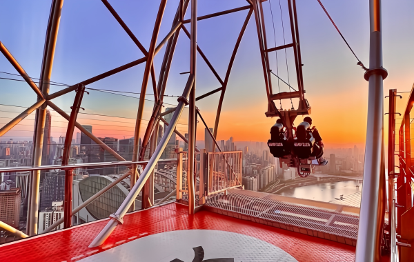Raffles City Cloud Swing:Un voyage magique de 250 mètres au-dessus du sol-3