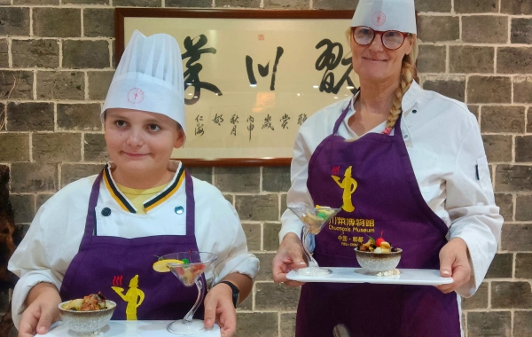 1 Day Sichuan Cuisine Museum and Dujiangyan Experience